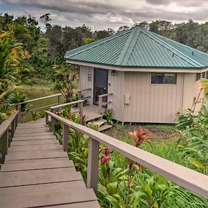 https://hilo-couples-retreat-about-6-mi-to-honolii-beach.hotelsinhawaii.org